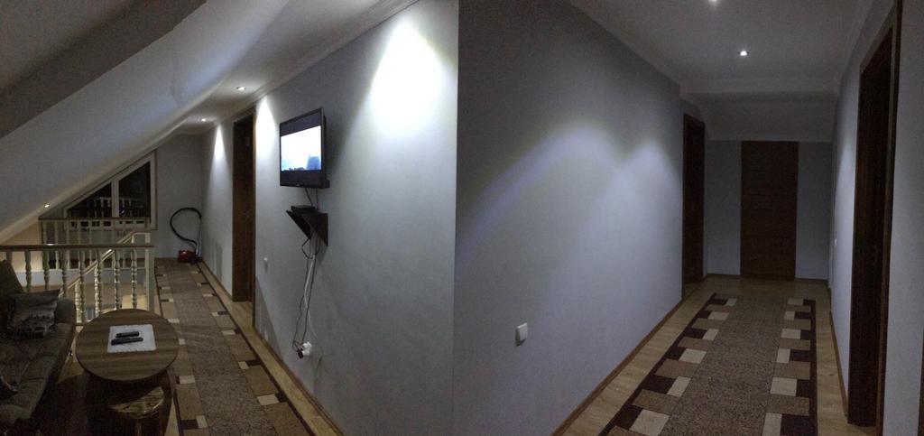 Mari Guest House เทลาวี ภายนอก รูปภาพ