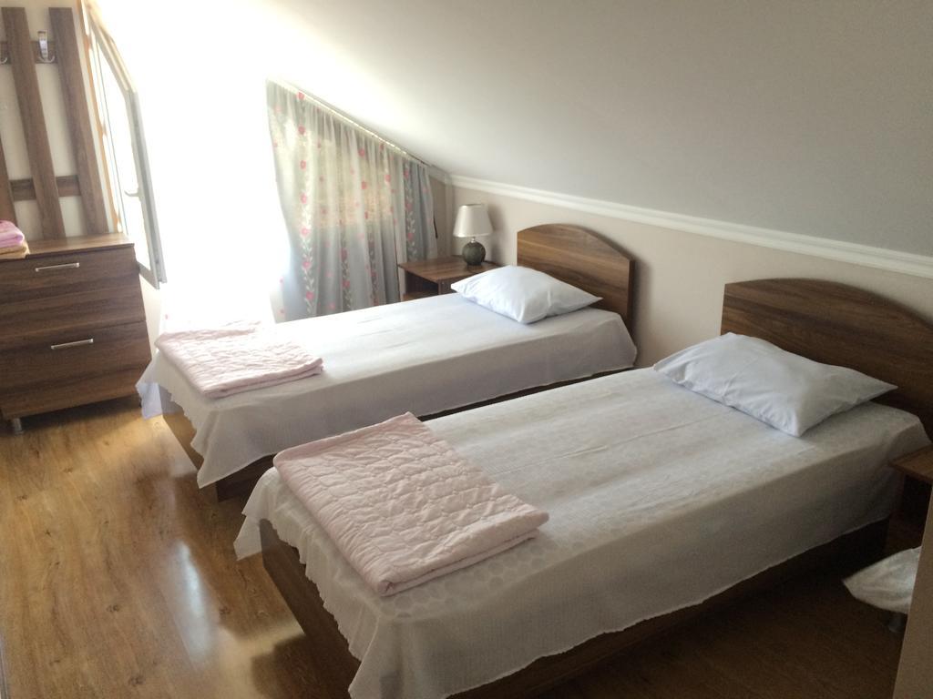 Mari Guest House เทลาวี ภายนอก รูปภาพ