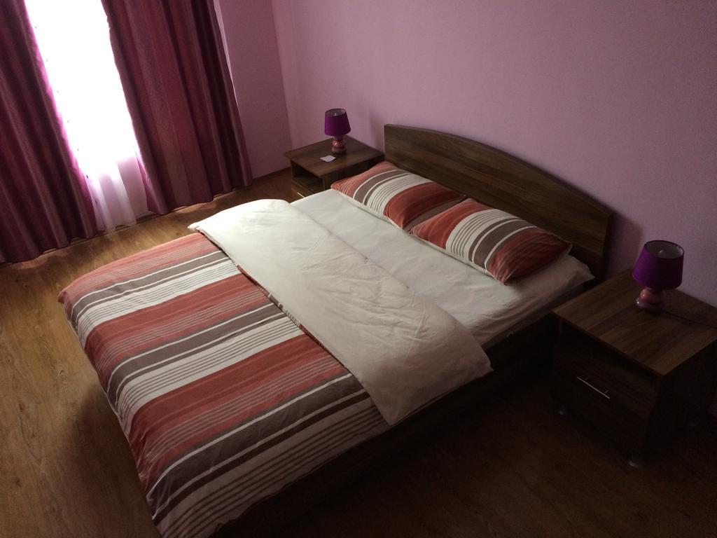 Mari Guest House เทลาวี ภายนอก รูปภาพ